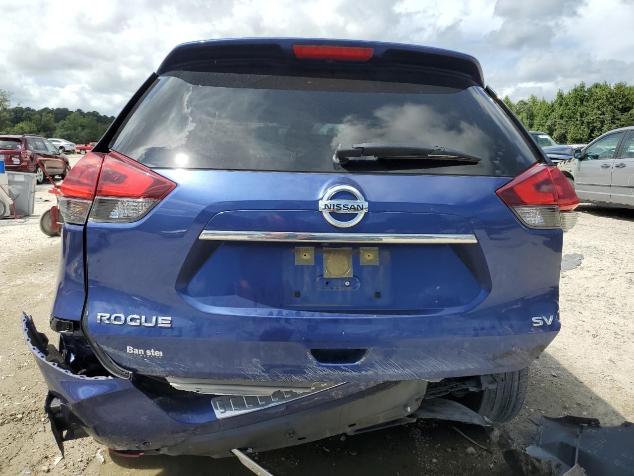 2020 Nissan Rogue S VIN: JN8AT2MT9LW011855 Lot: 69605394