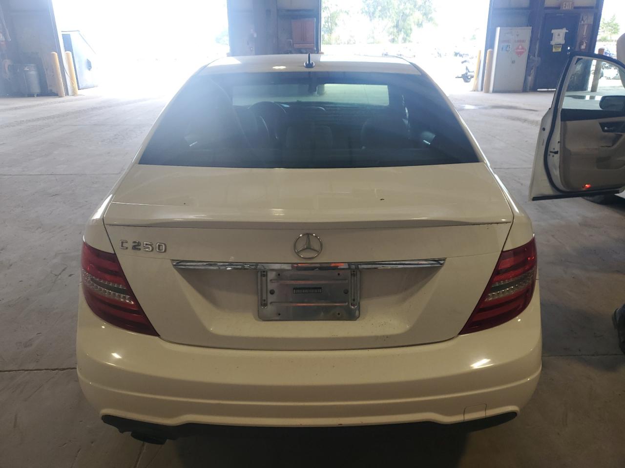 2013 Mercedes-Benz C 250 VIN: WDDGF4HB0DA806503 Lot: 72434484