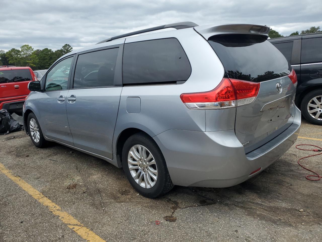 5TDYK3DC1ES510641 2014 Toyota Sienna Xle