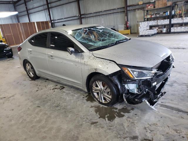 5NPD84LF3LH540418 Hyundai Elantra SE 4