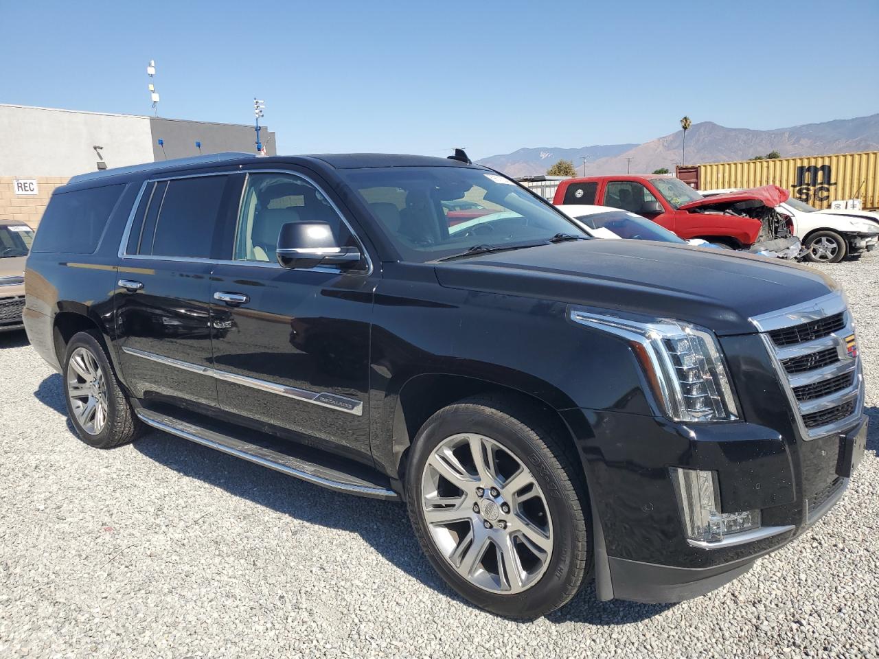 2017 Cadillac Escalade - Image 4