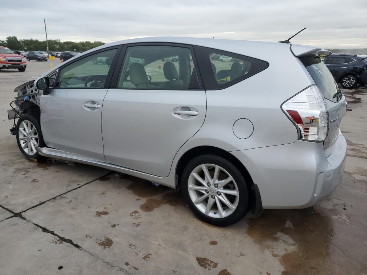 VIN JTDZN3EU2D3230391 2013 TOYOTA PRIUS no.2