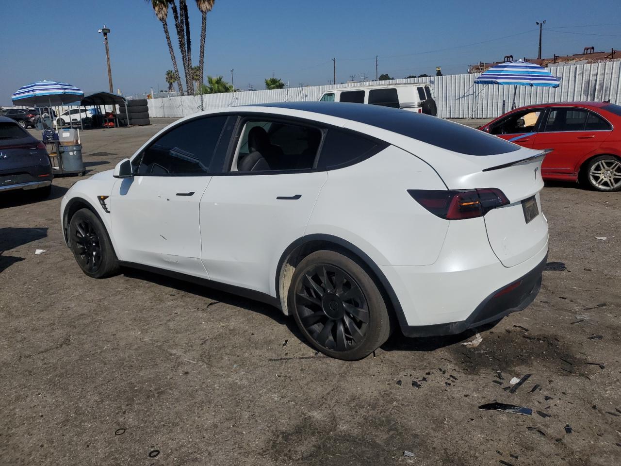 5YJYGDEEXMF158864 2021 TESLA MODEL Y - Image 2