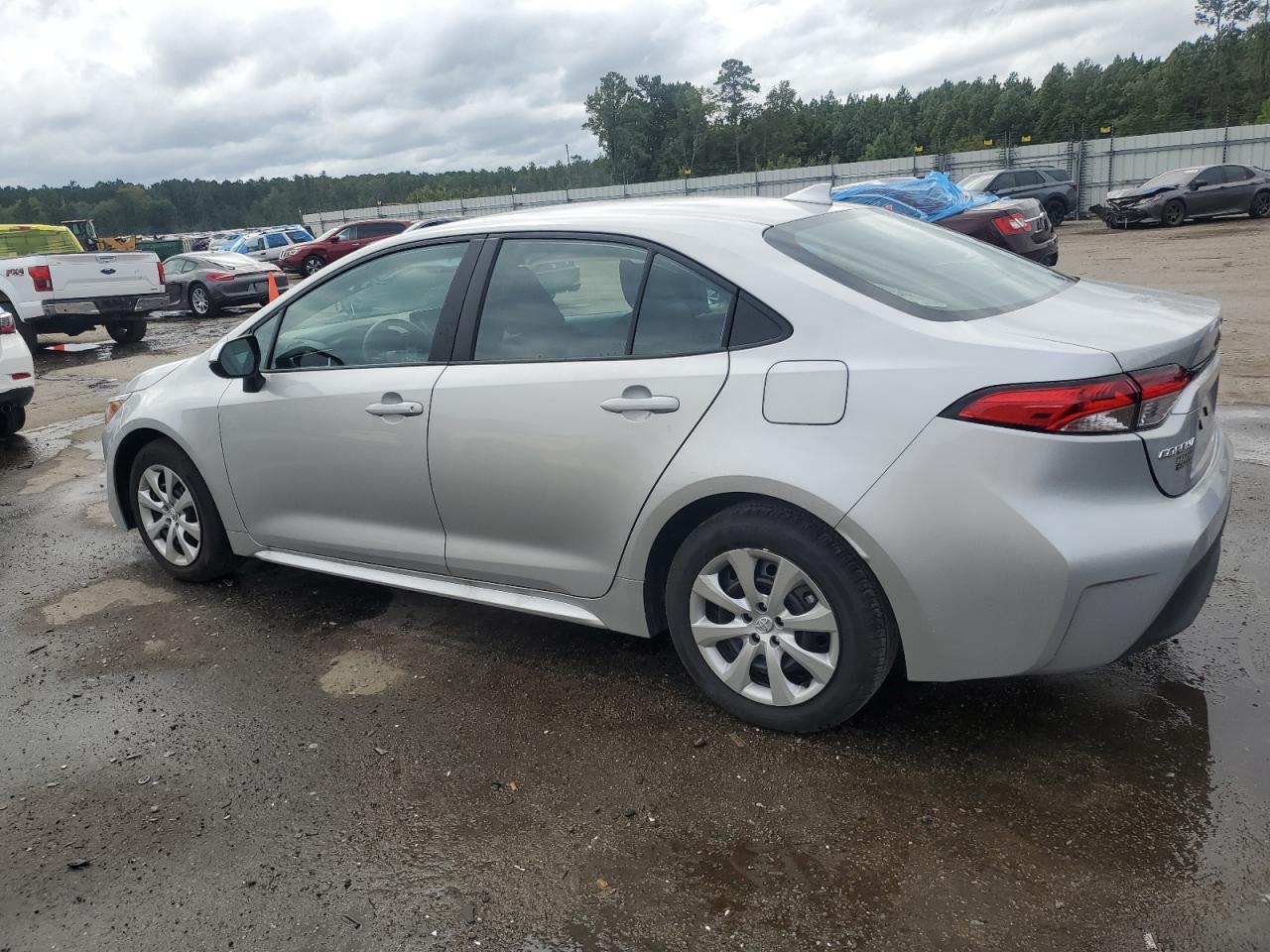 5YFB4MDE1RP174088 2024 TOYOTA COROLLA - Image 2