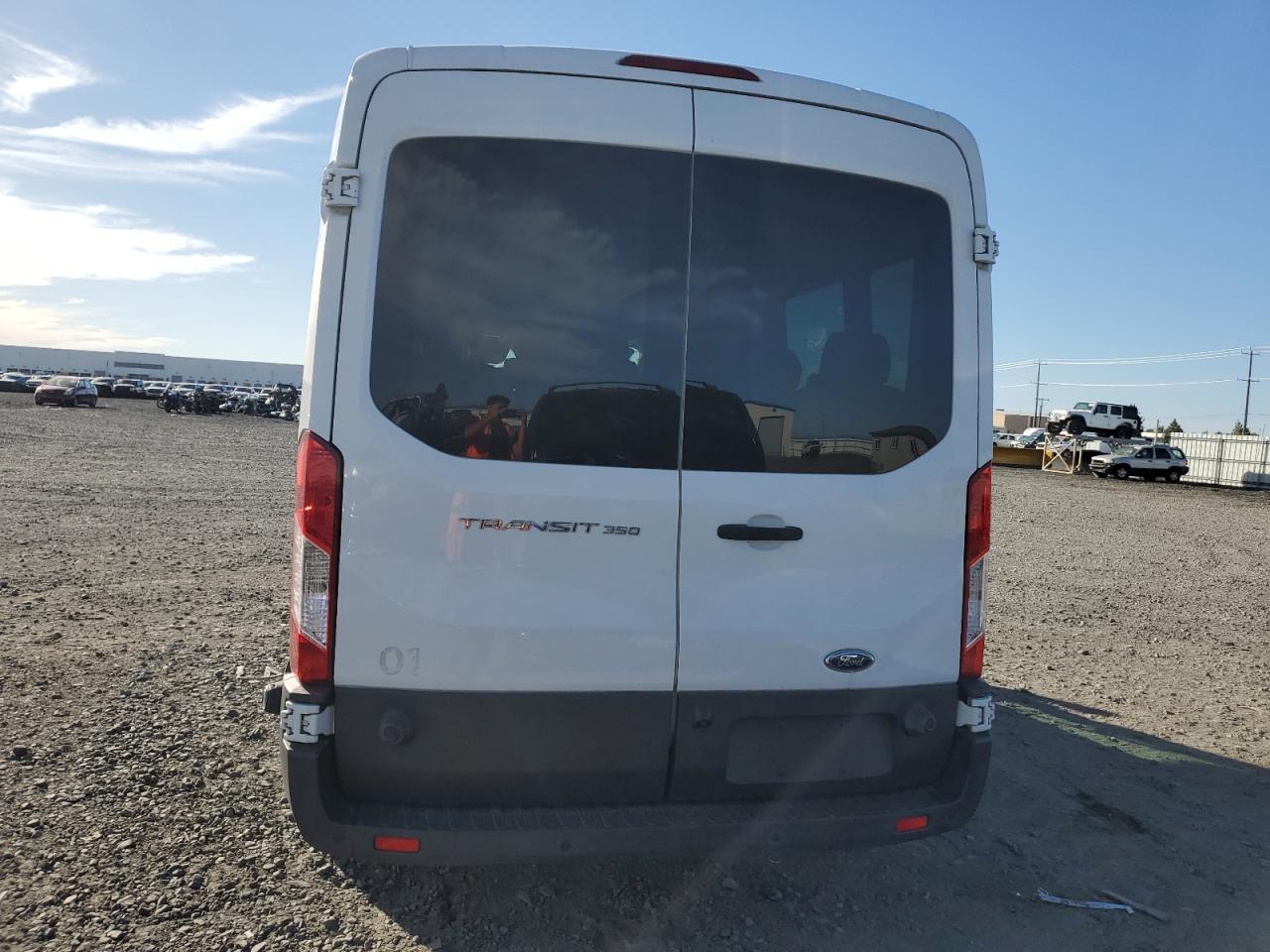 1FBAX2CM3GKA45401 2016 Ford Transit T-350