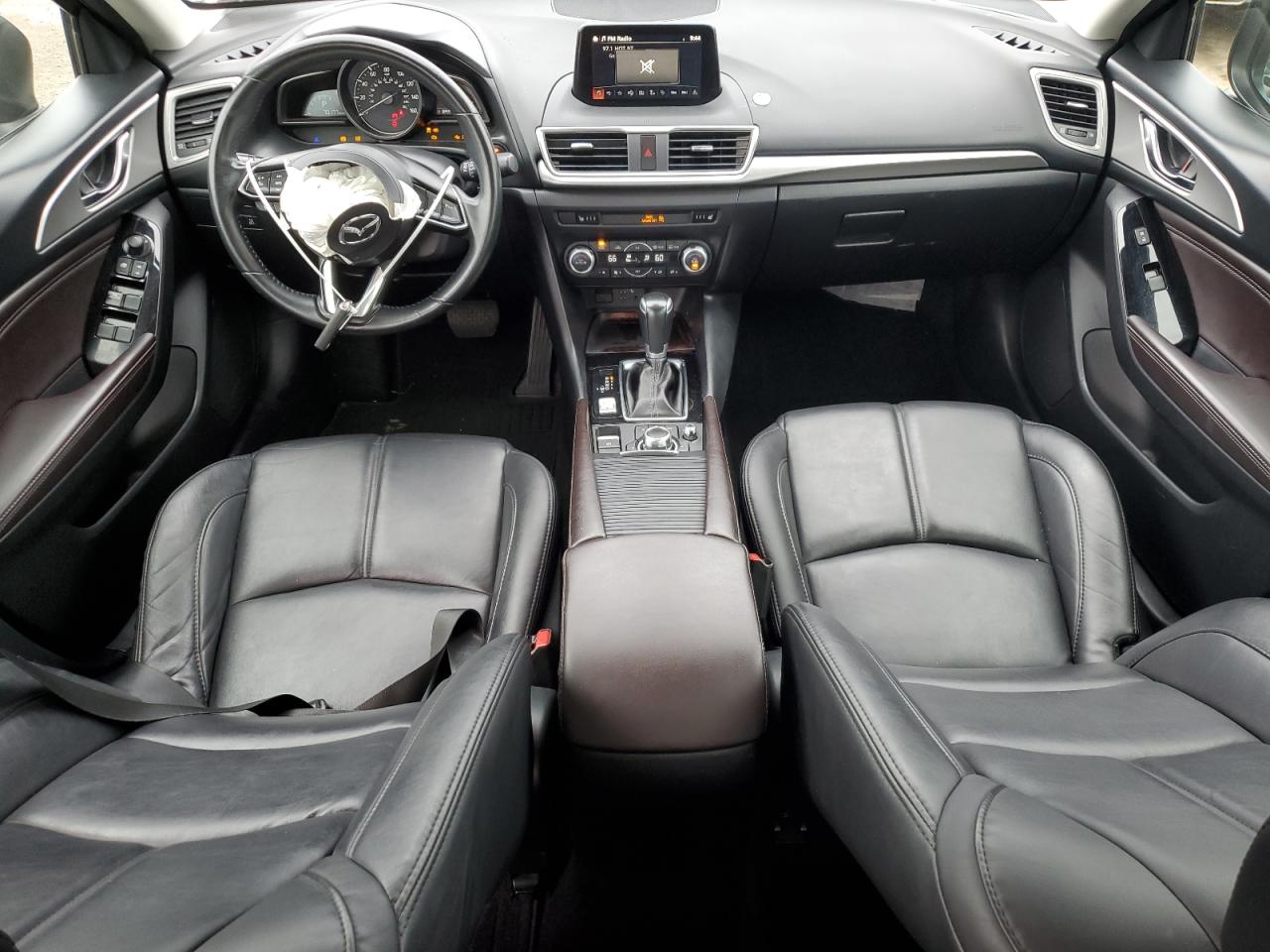 2018 Mazda 3 - Image 8