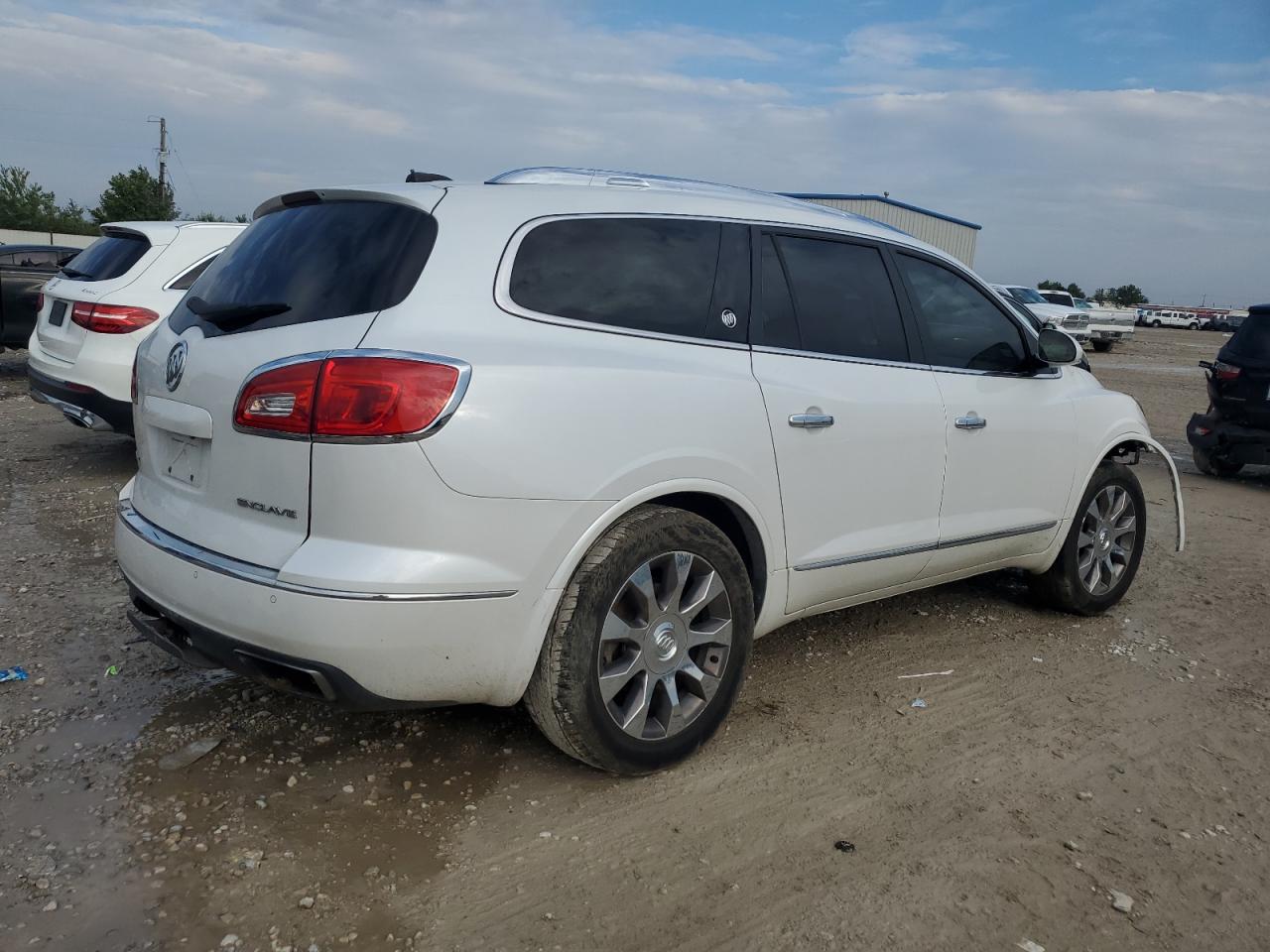 VIN 5GAKRBKDXHJ102665 2017 BUICK ENCLAVE no.3