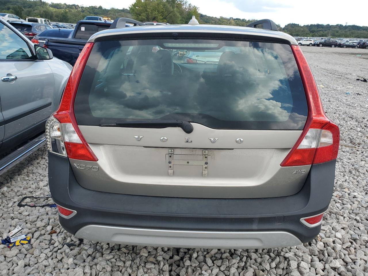 2011 Volvo Xc70 3.2 VIN: YV4952BZ6B1101876 Lot: 72785774