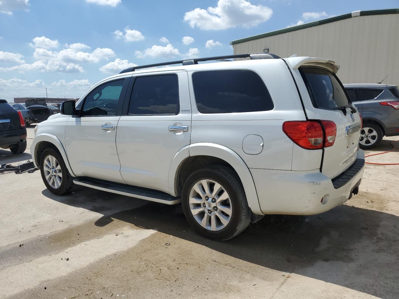 5TDYY5G14ES053716 2014 Toyota Sequoia Platinum