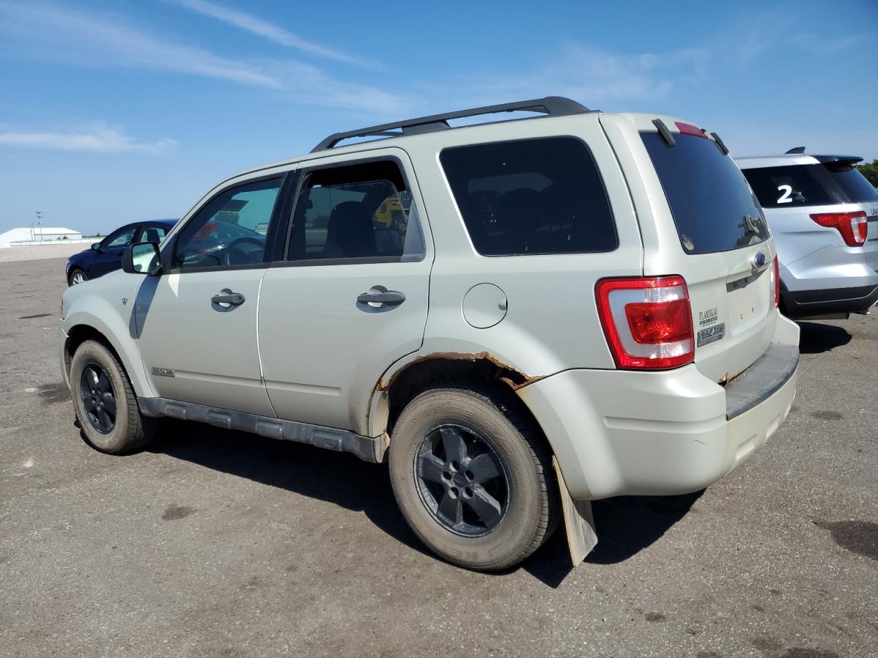 2008 Ford Escape - Image 2