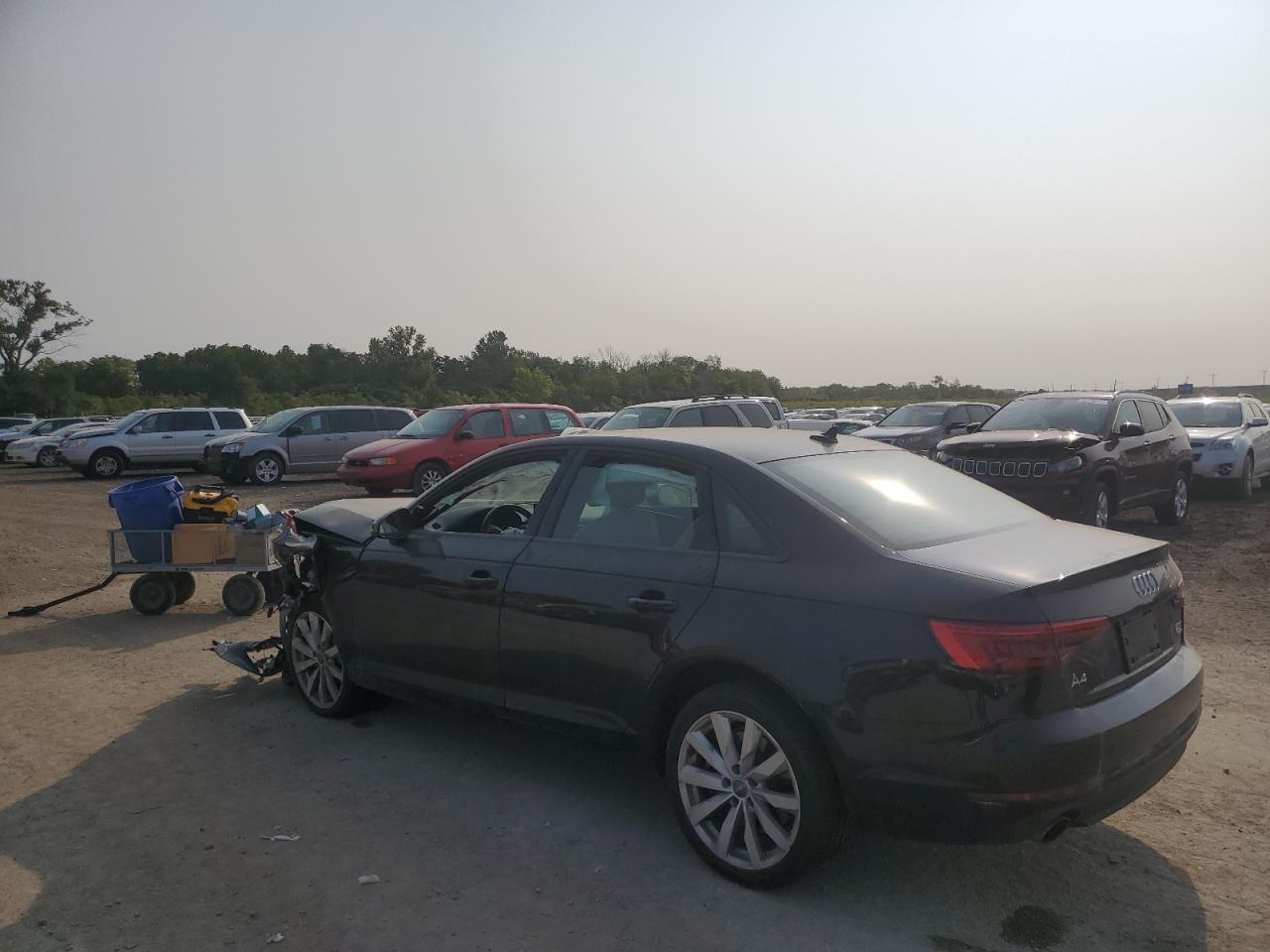 WAUANAF43HN059576 2017 AUDI A4 - Image 2