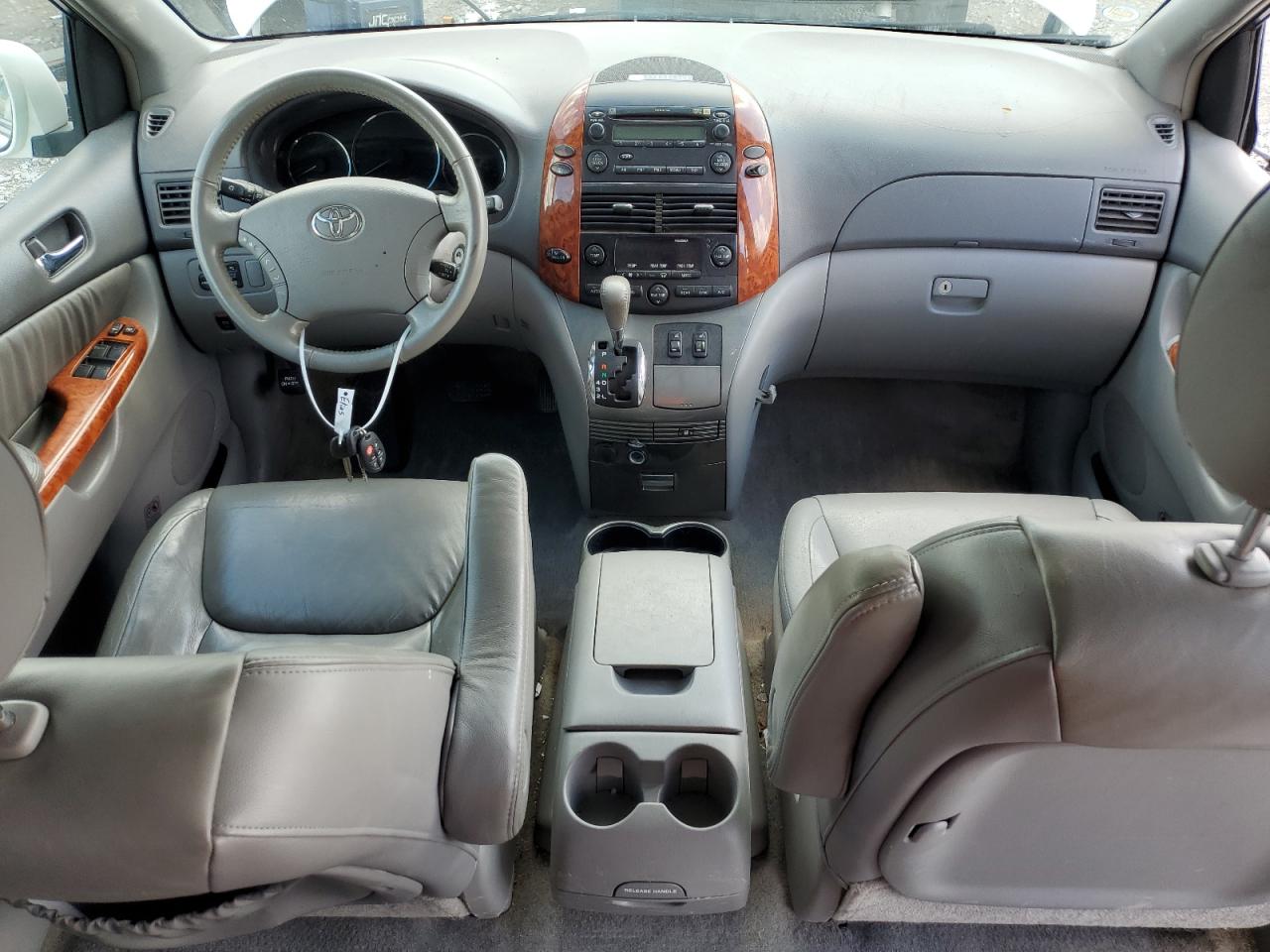 5TDBA22C06S064568 2006 Toyota Sienna Xle