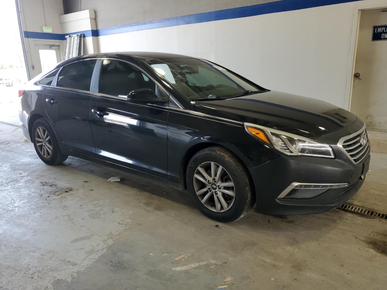 2015 Hyundai Sonata - Image 4
