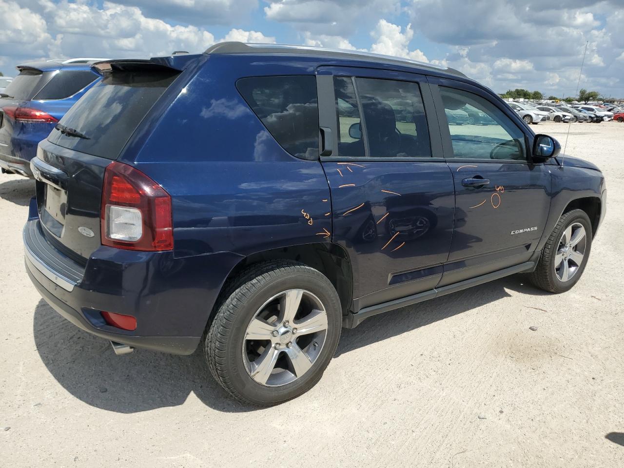 1C4NJDEB3GD557752 2016 Jeep Compass Latitude