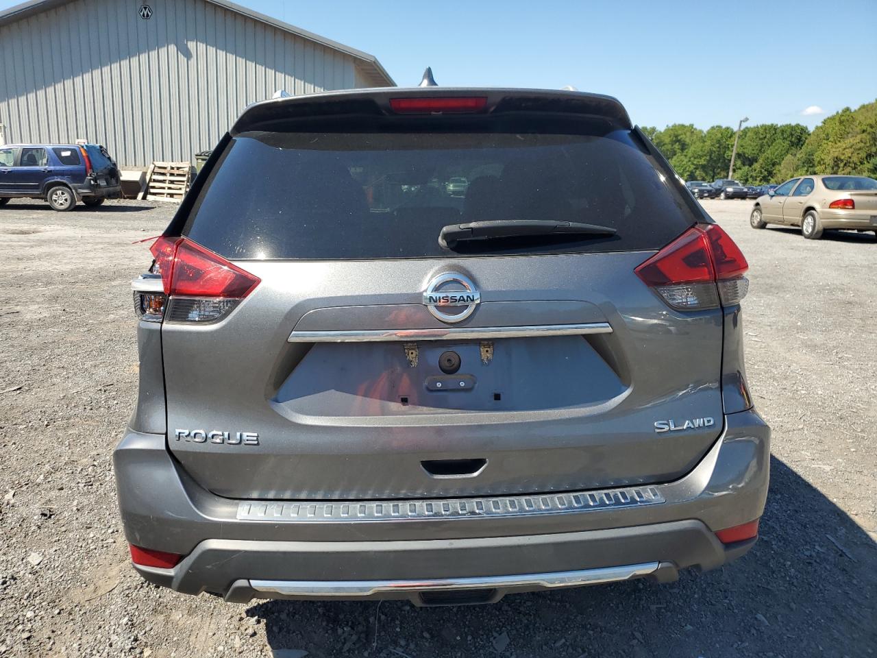 2018 Nissan Rogue S VIN: 5N1AT2MV1JC813386 Lot: 71022314