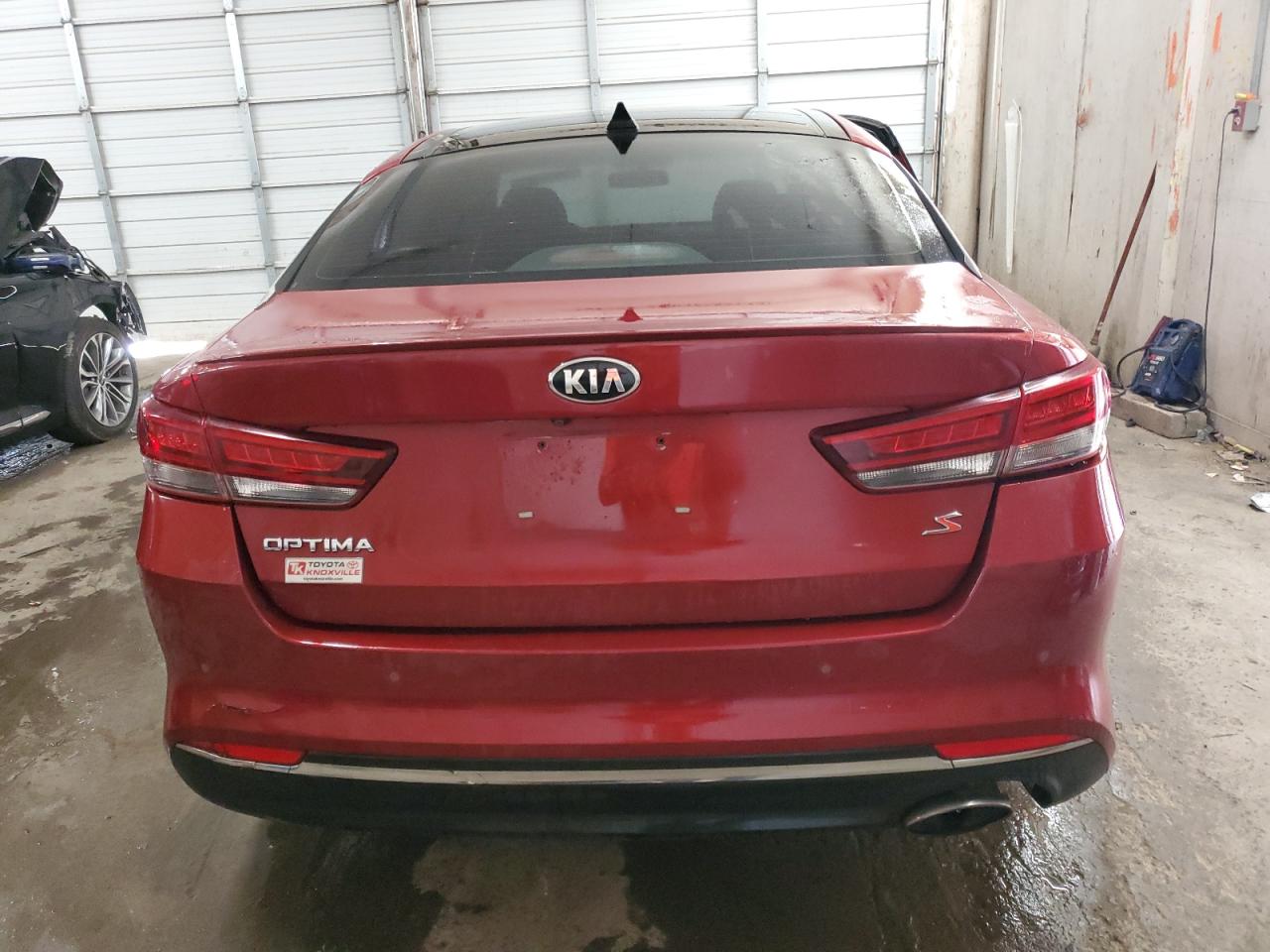 5XXGT4L30JG181880 2018 Kia Optima Lx