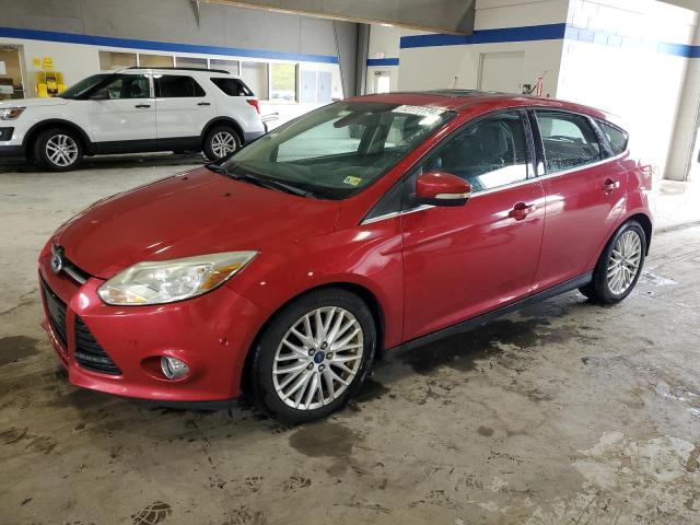 Hatchbacks FORD FOCUS 2012 Burgundy