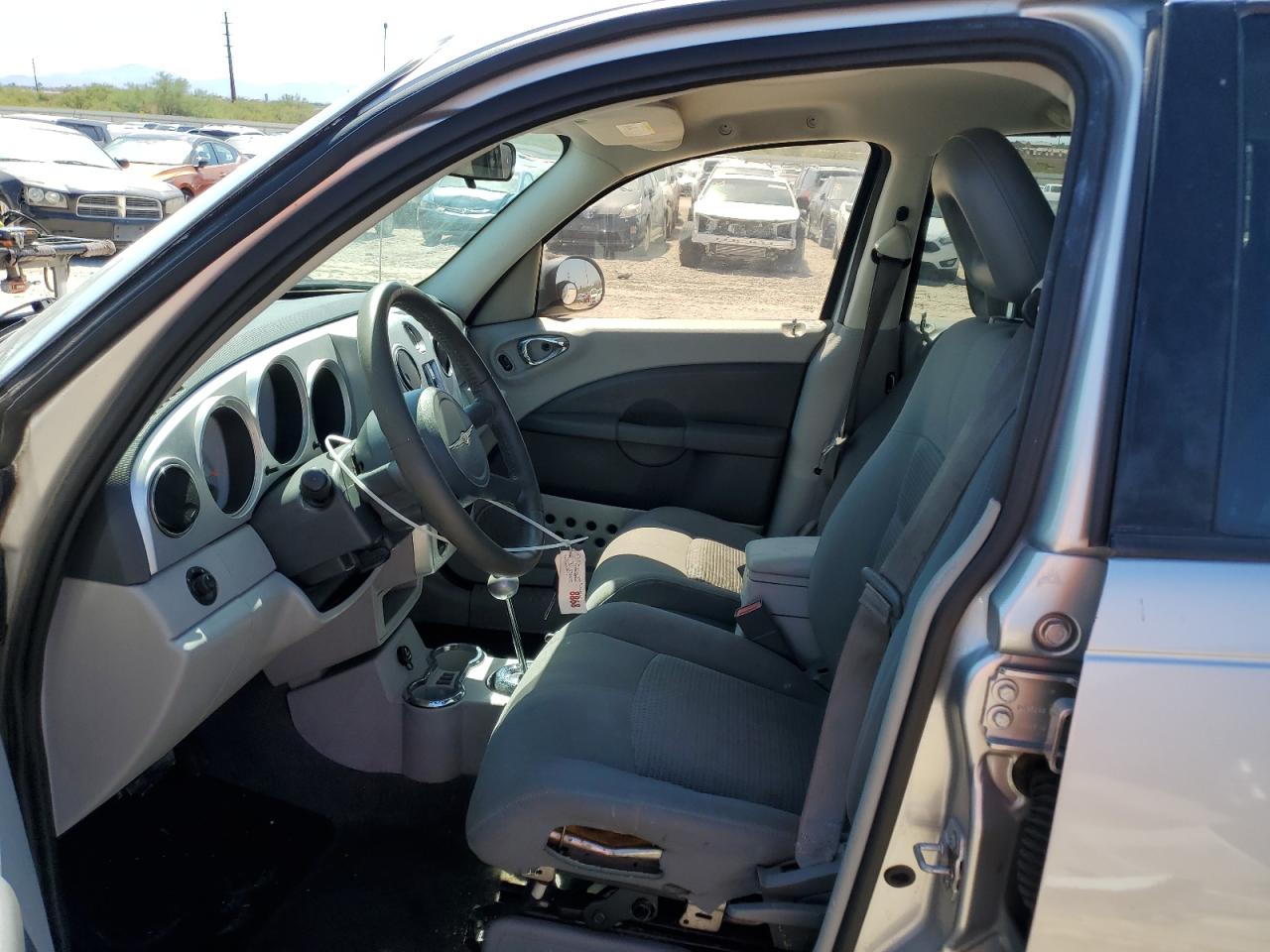 2010 Chrysler PT Cruiser - Image 7