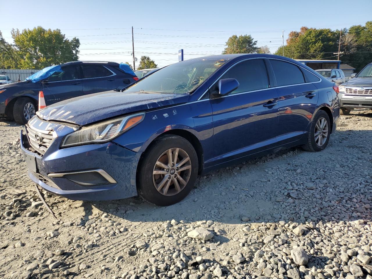 5NPE24AF5HH464605 2017 HYUNDAI SONATA - Image 1