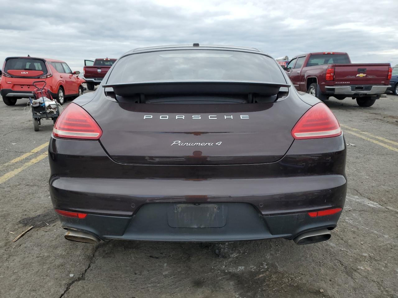 2016 Porsche Panamera 2 VIN: WP0AA2A79GL005411 Lot: 72730334