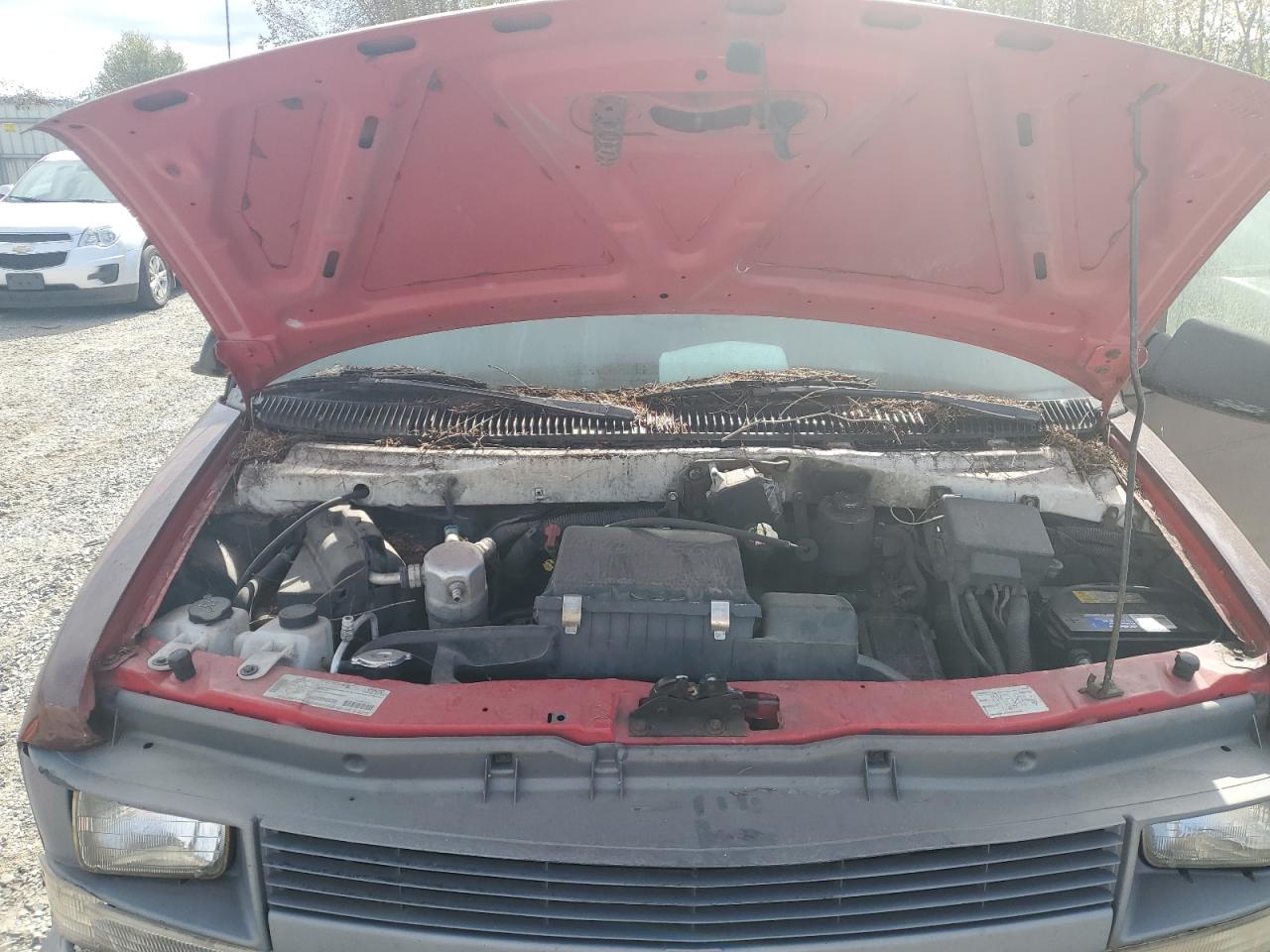 1GCDM19W0XB114064 1999 Chevrolet Astro