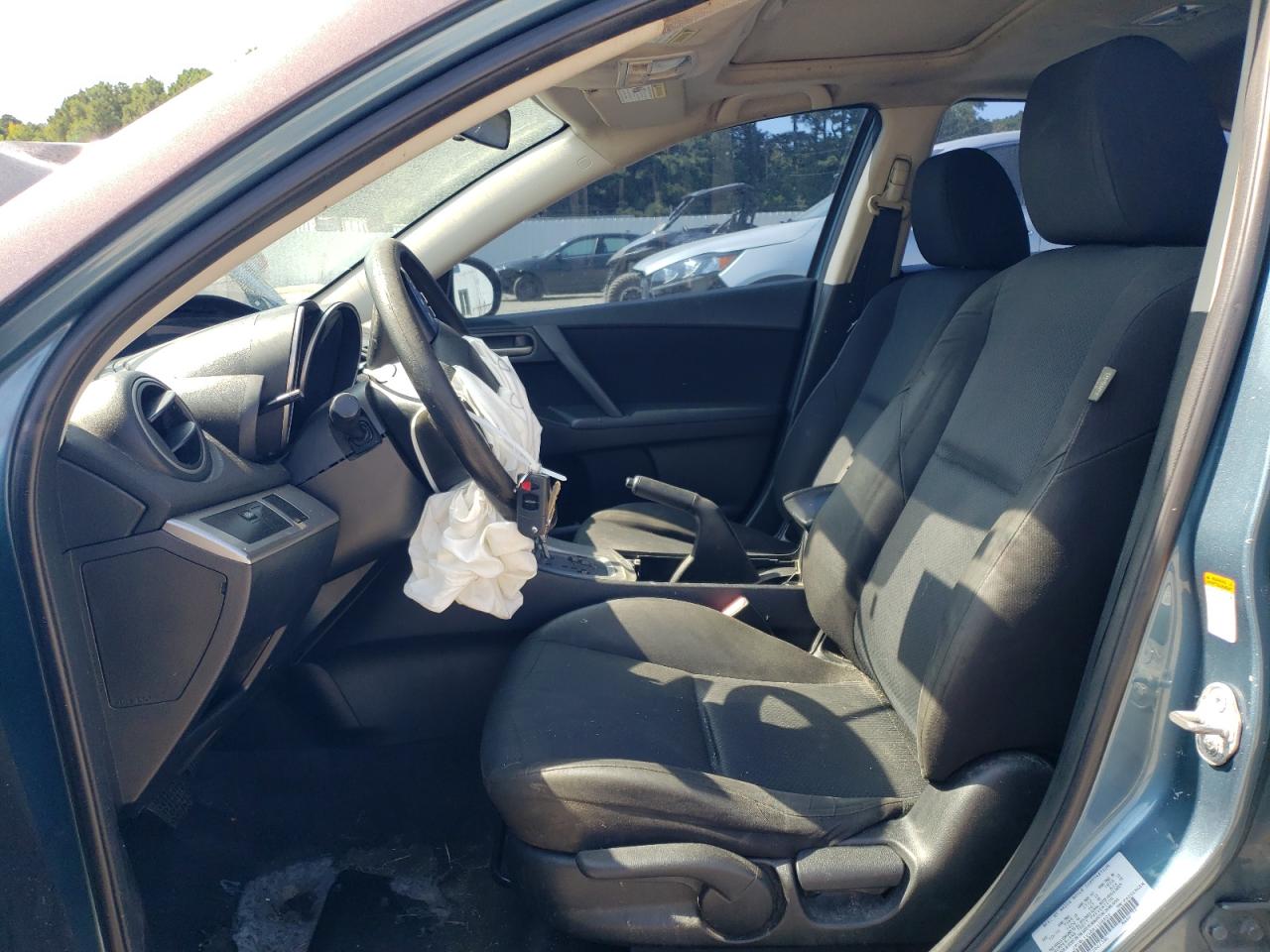 2011 Mazda 3 I VIN: JM1BL1VG8B1408898 Lot: 70633374