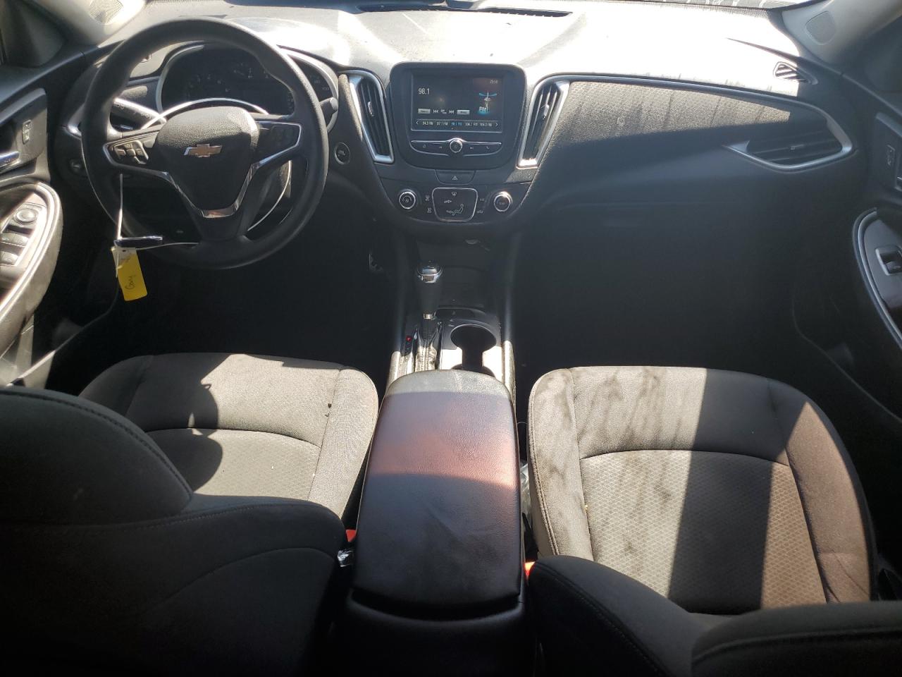 2016 Chevrolet Malibu - Image 8