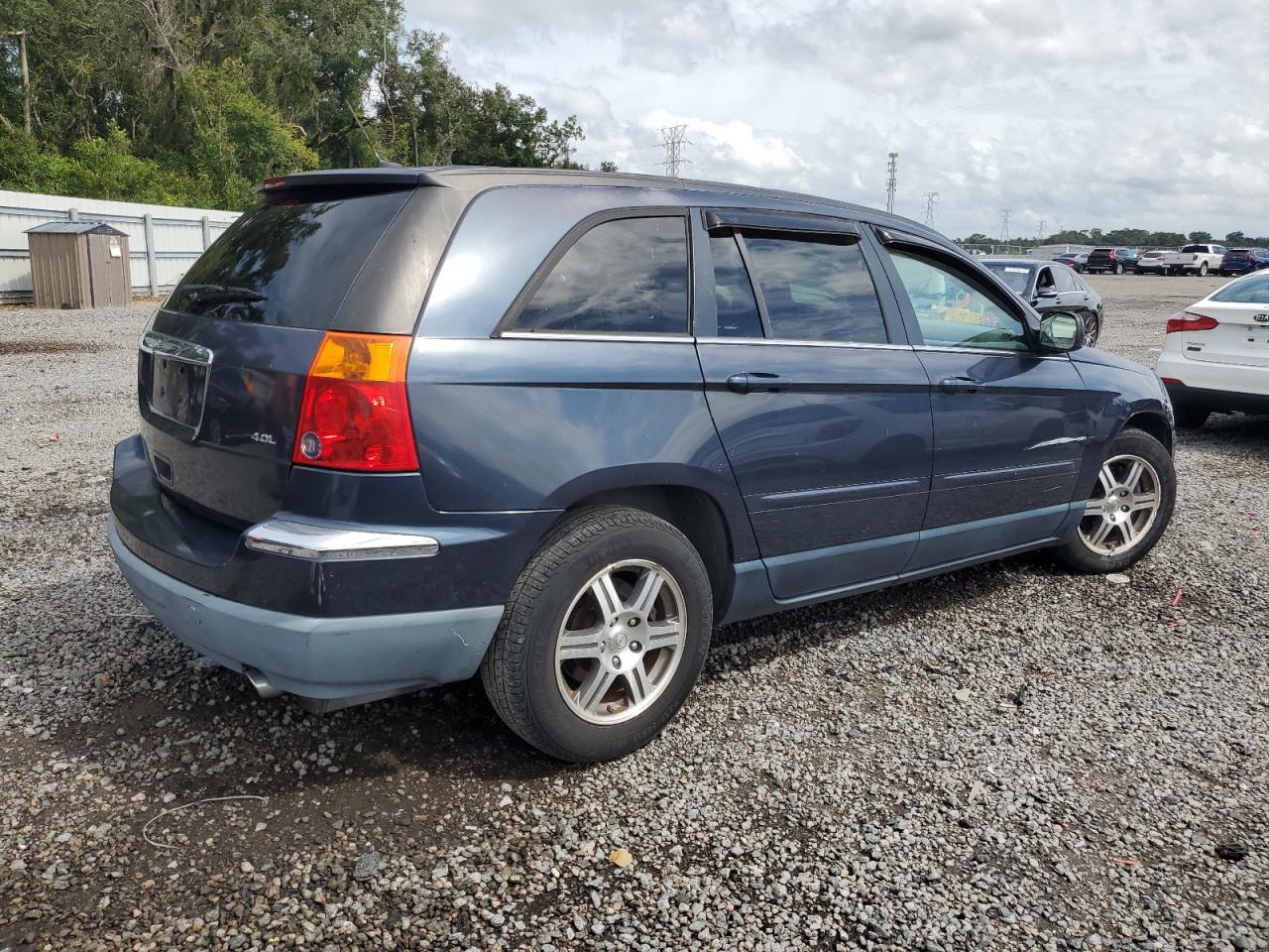 2007 Chrysler Pacifica - Image 3