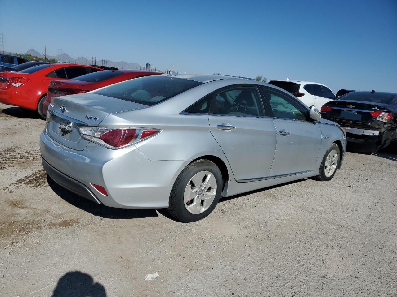 2012 Hyundai Sonata - Image 3
