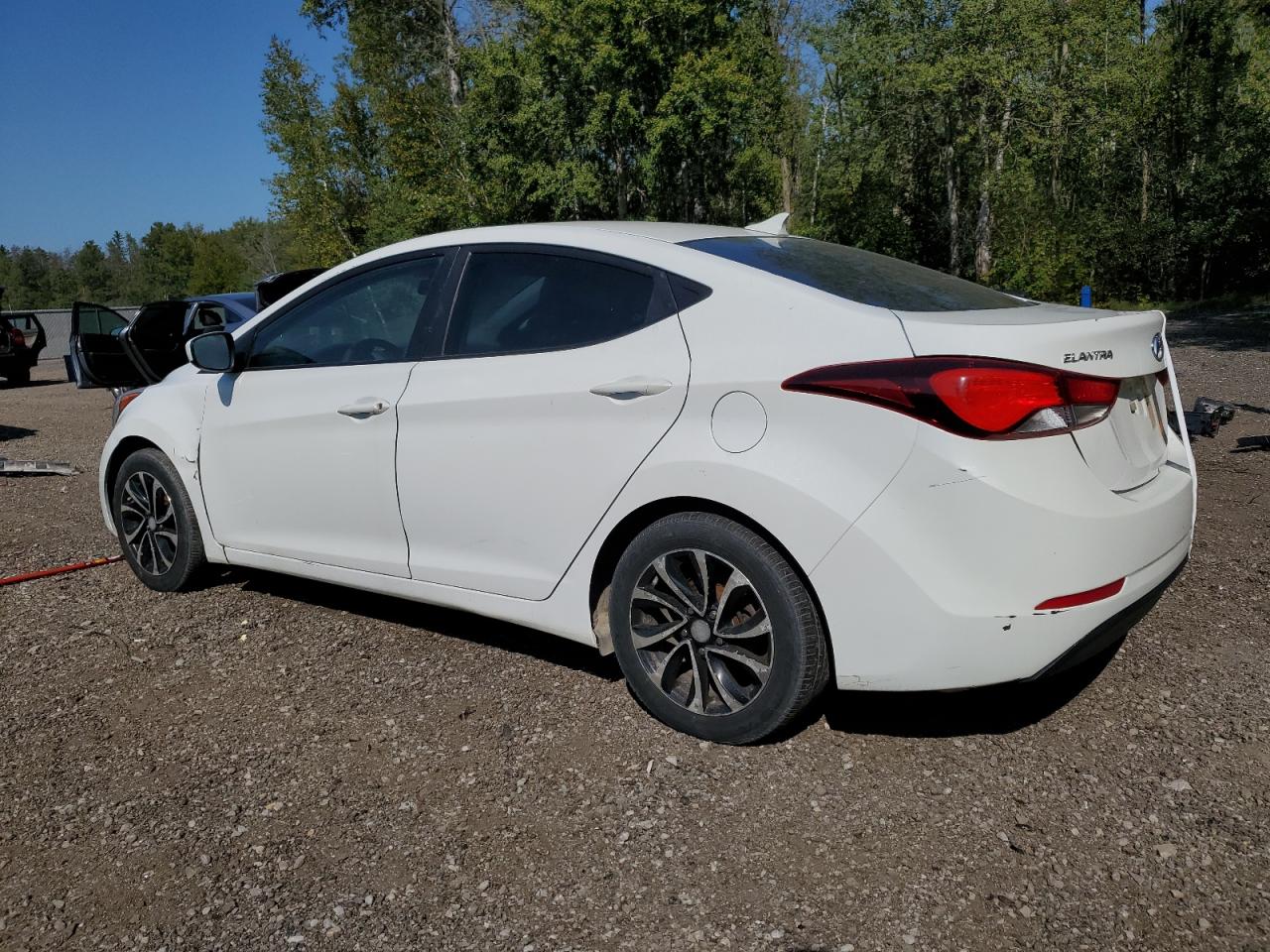 5NPDH4AE6EH515302 2014 Hyundai Elantra Se