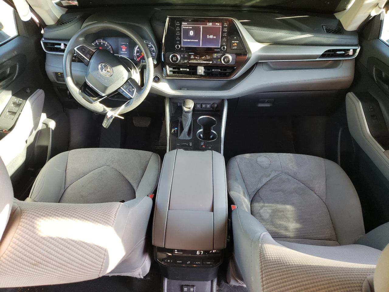 2020 Toyota Highlander - Image 8