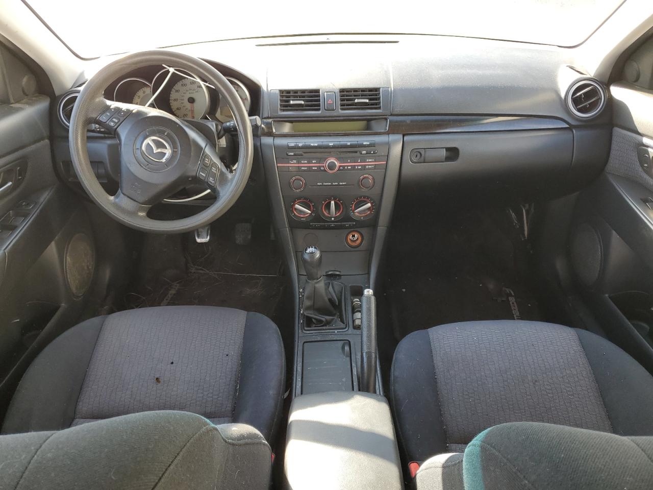 JM1BK12F571641935 2007 Mazda 3 I