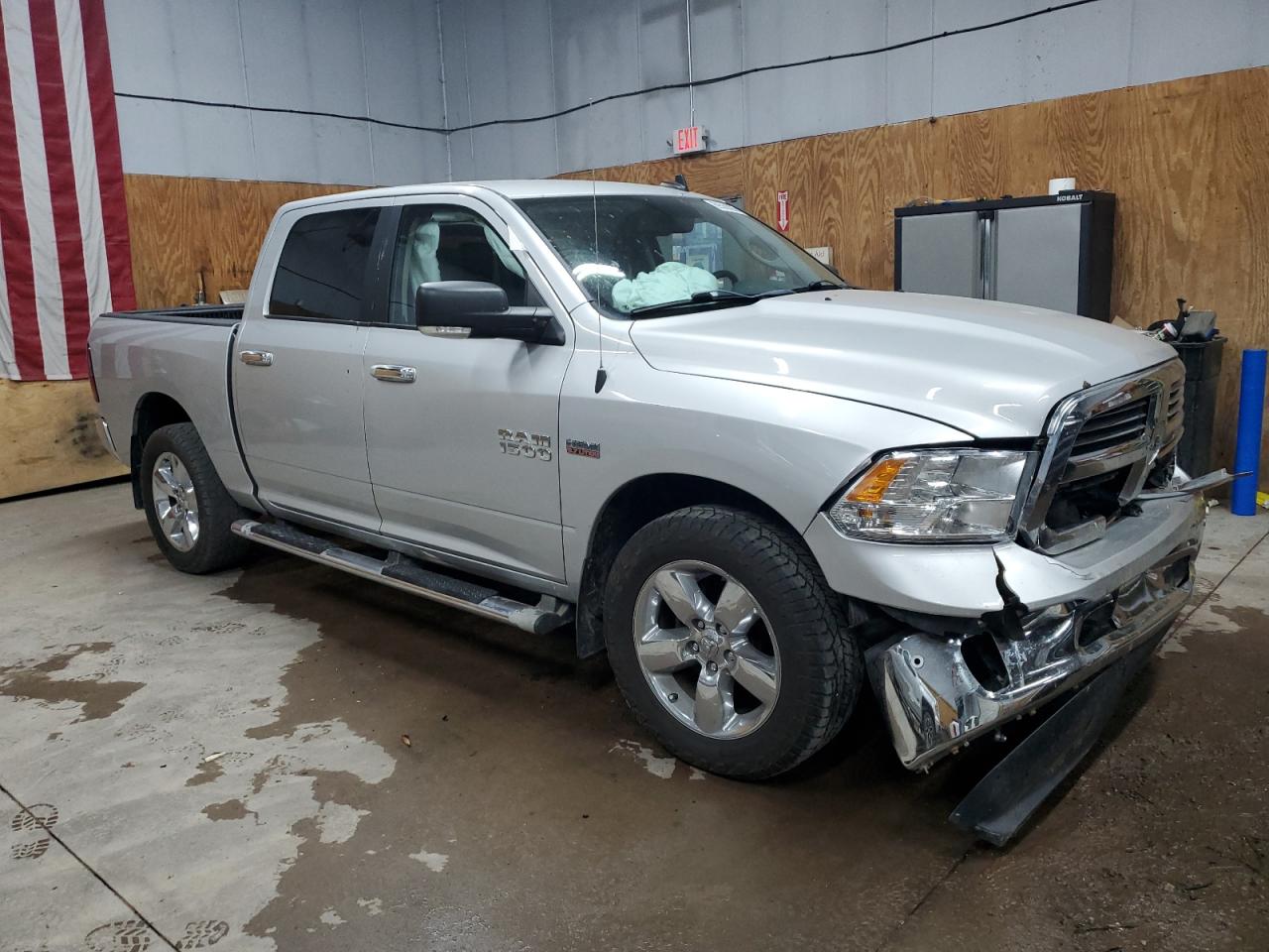 2018 Ram 1500 Slt VIN: 3C6RR7LT1JG167869 Lot: 69568894