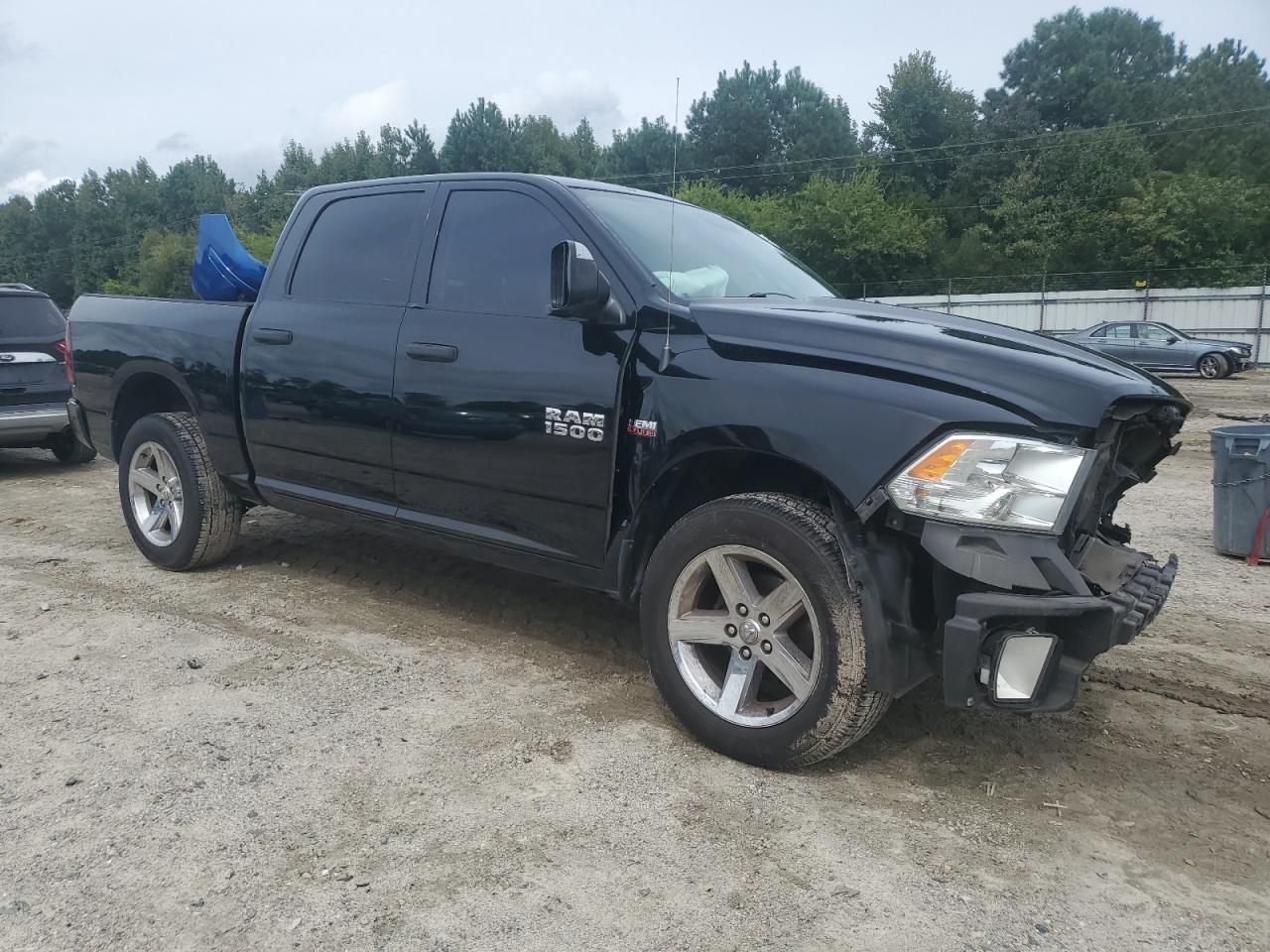 2014 RAM 1500 - Image 4
