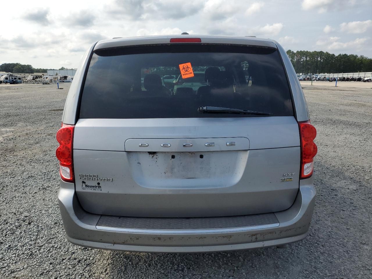 2C4RDGCG1HR697113 2017 Dodge Grand Caravan Sxt