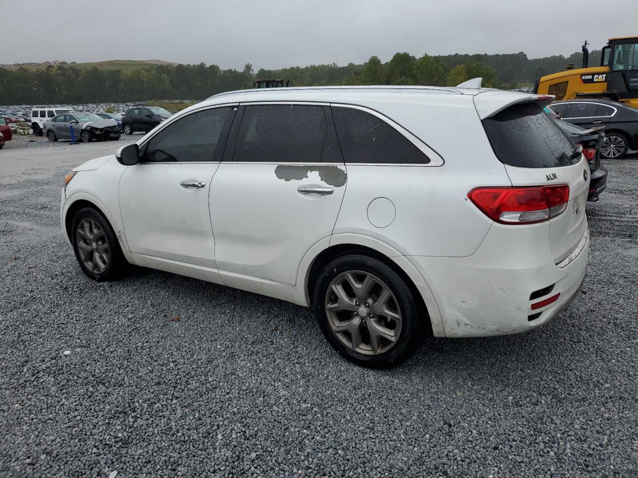 2016 Kia Sorento - Image 2