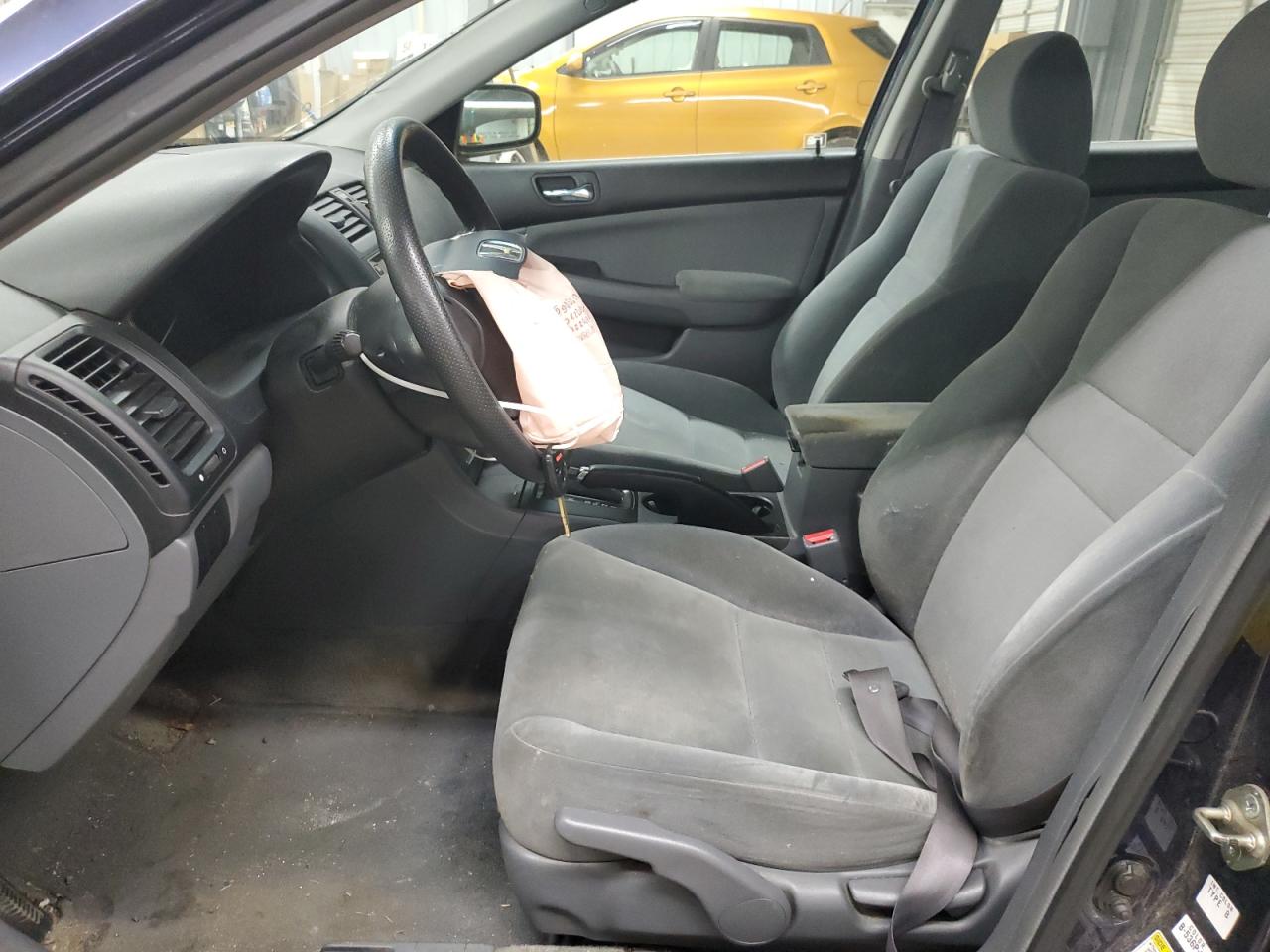 3HGCM56406G706674 2006 Honda Accord Lx