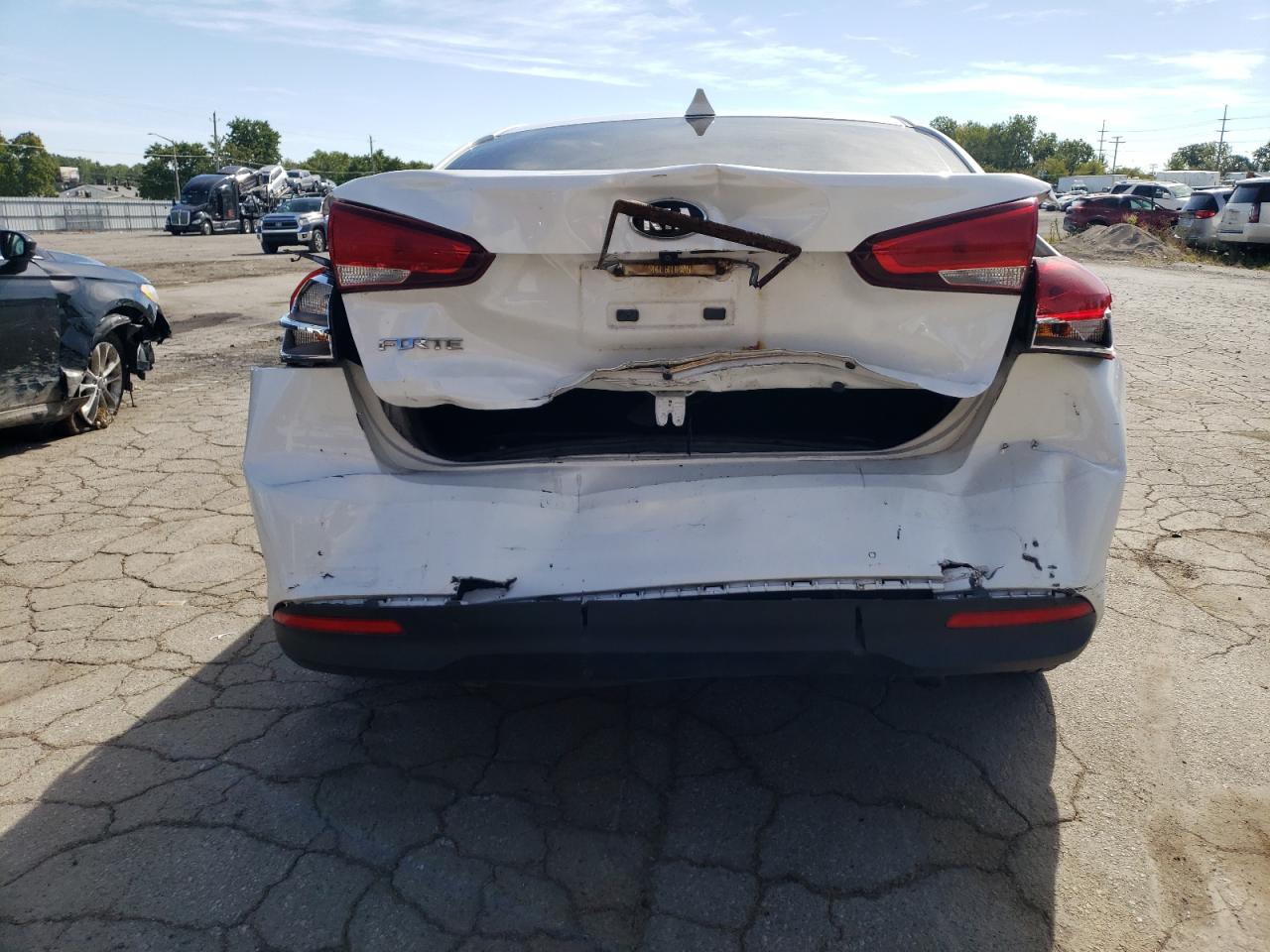 2018 Kia Forte Lx VIN: 3KPFL4A79JE259308 Lot: 69916234