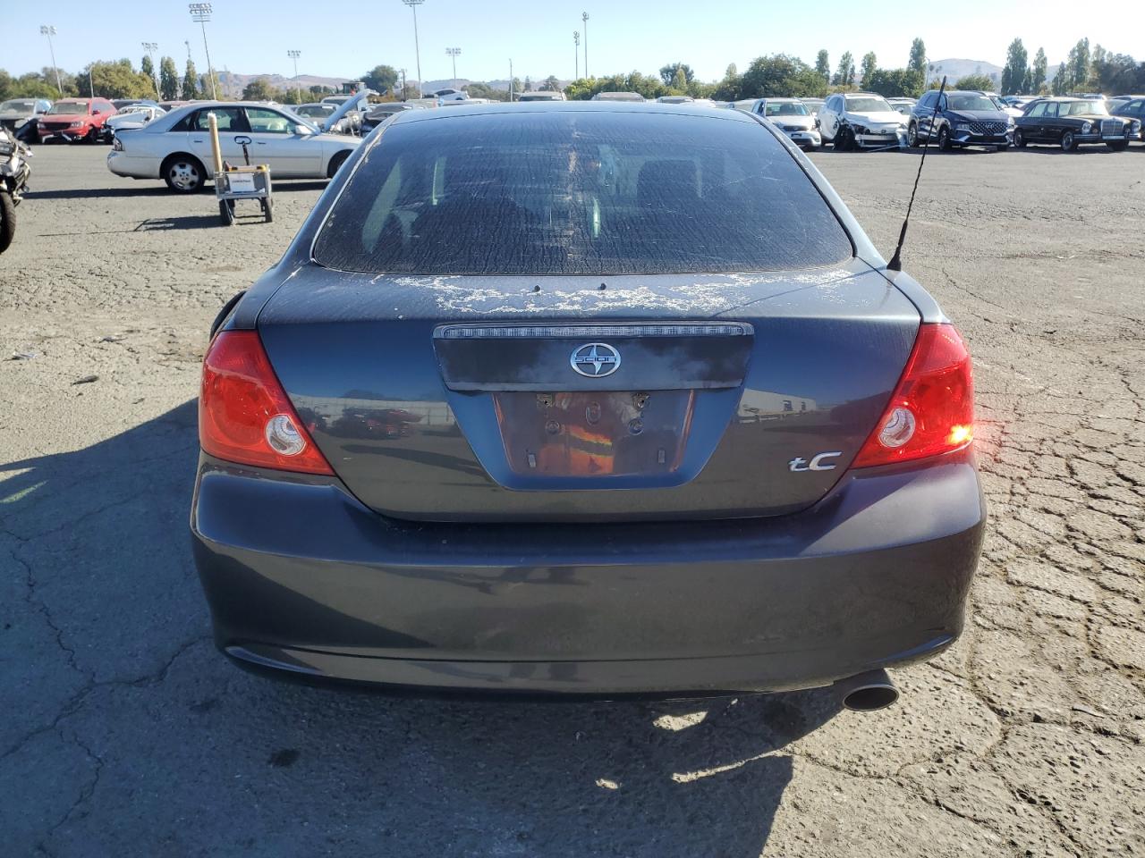 JTKDE167770183574 2007 Toyota Scion Tc