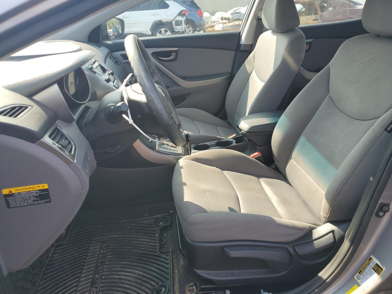 KMHDH4AE3DU683737 2013 Hyundai Elantra Gls