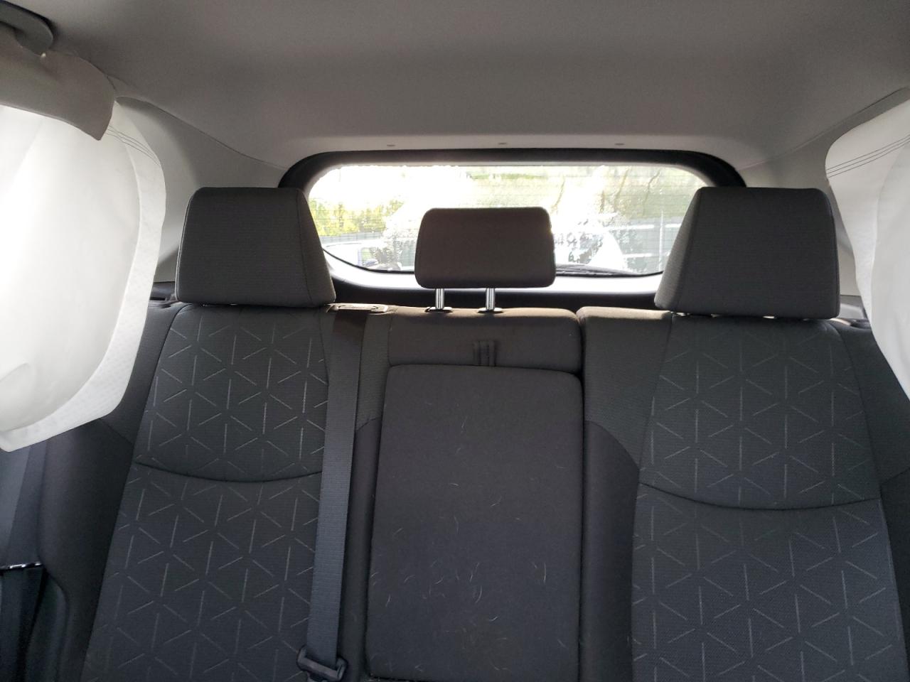 2023 Toyota RAV 4 - Image 10