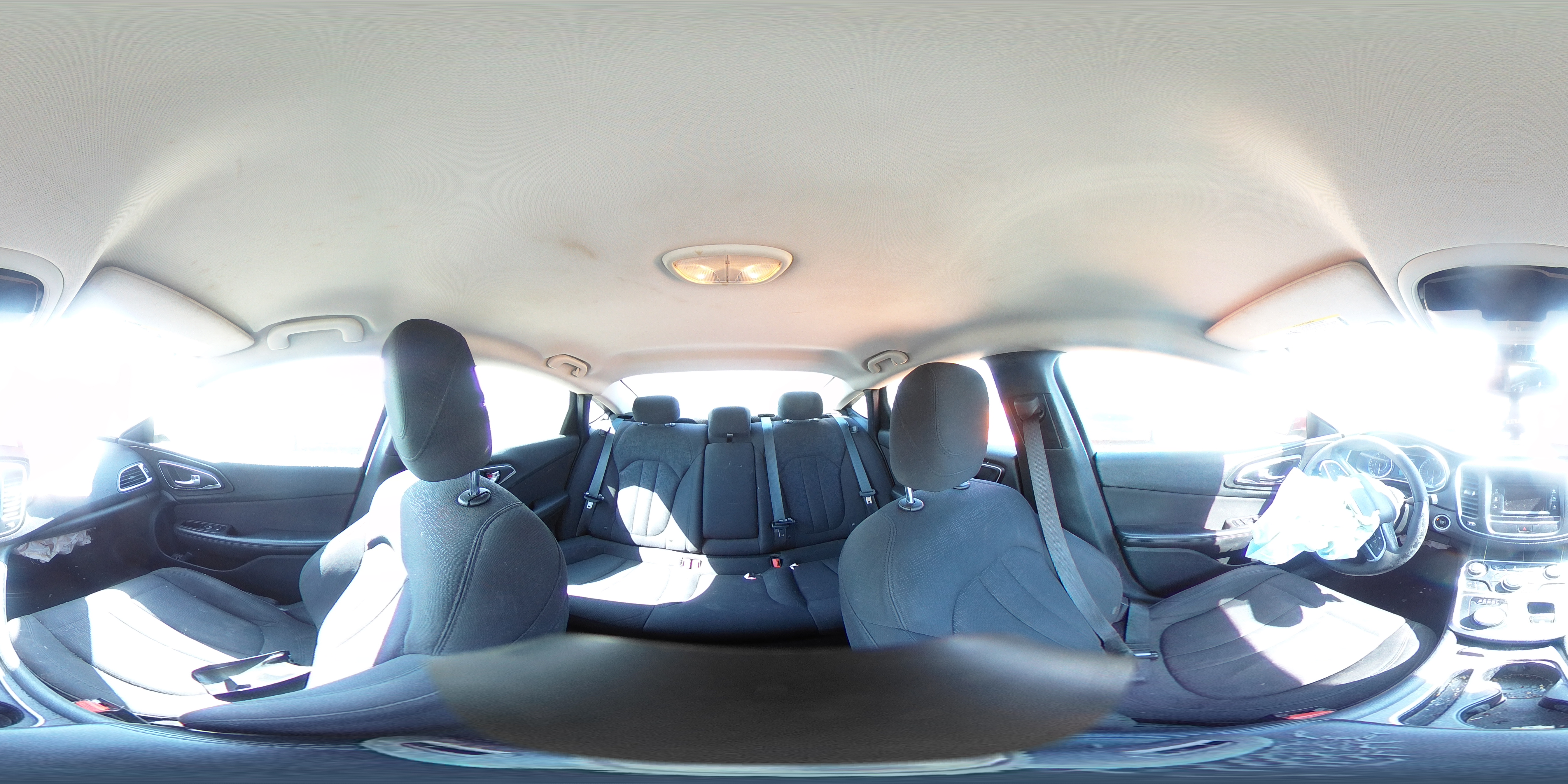 2015 Chrysler 200 - Image 12