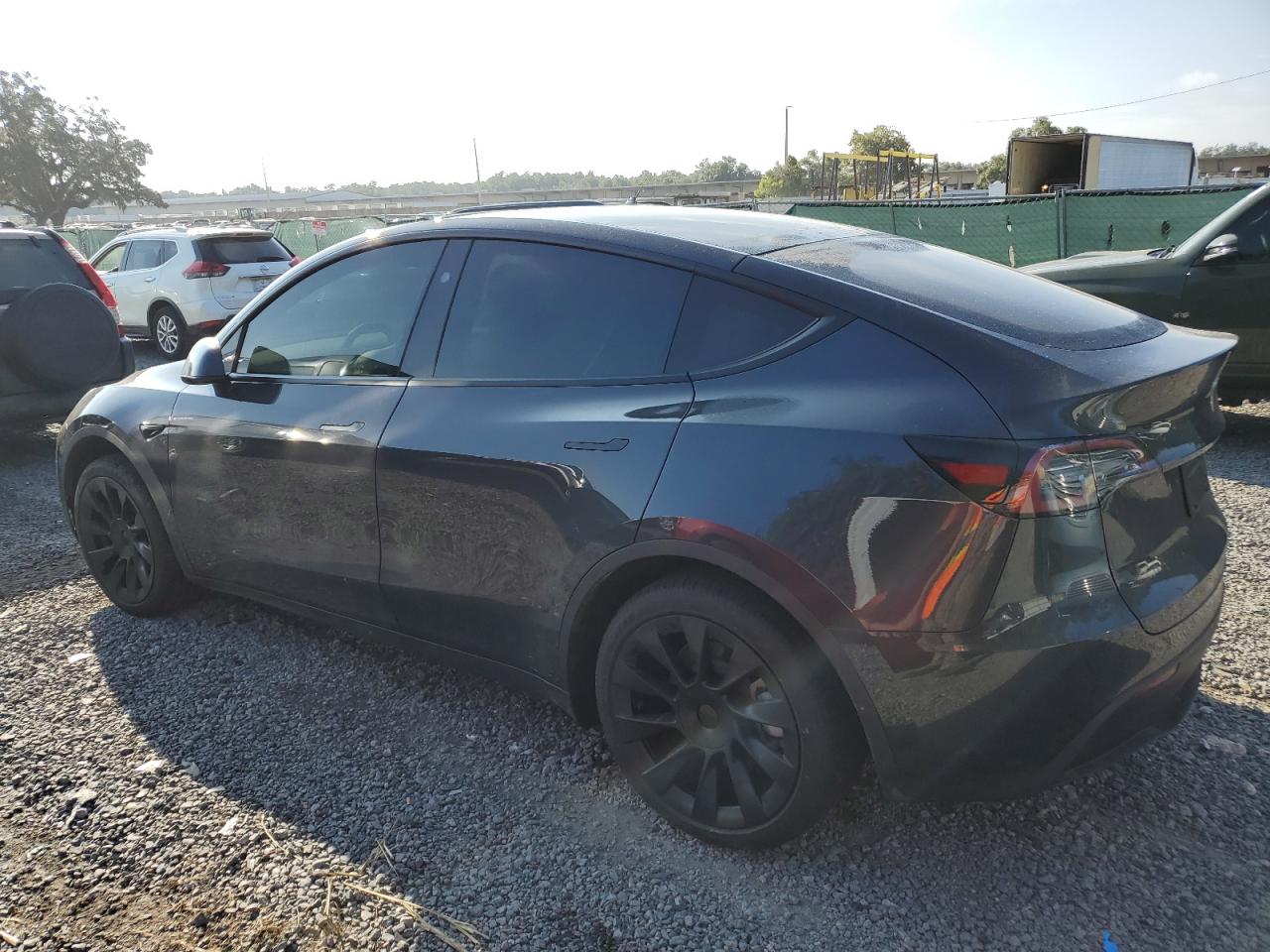 7SAYGDED1RF040543 2024 TESLA MODEL Y - Image 2