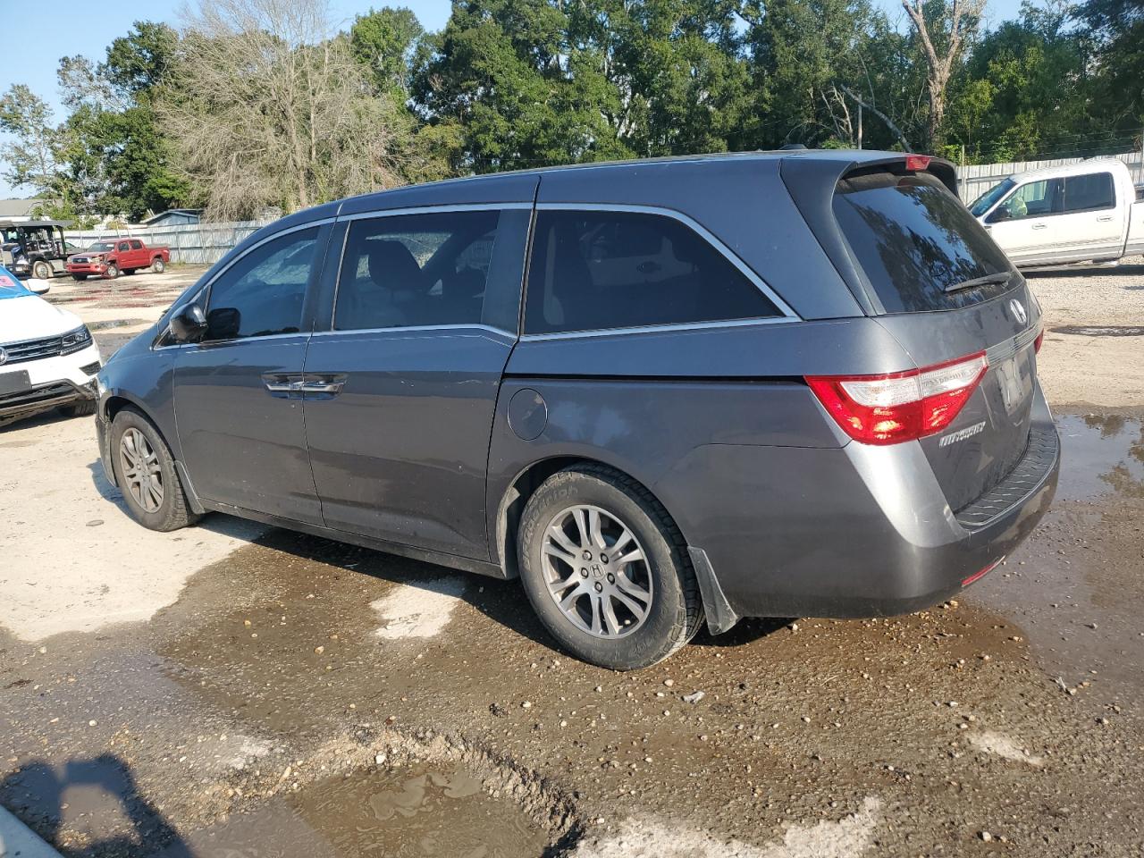 2012 Honda Odyssey - Image 2