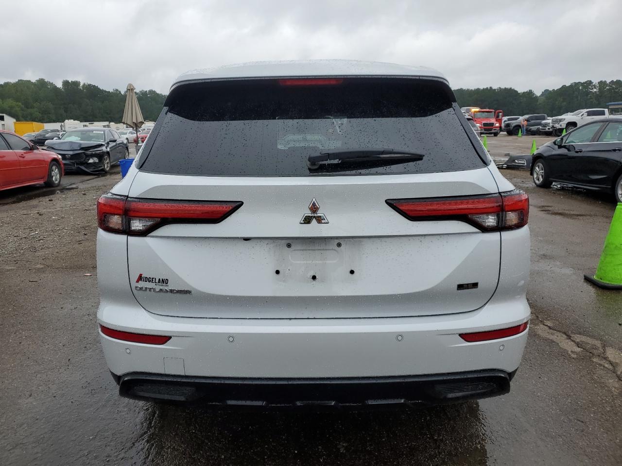 2024 Mitsubishi Outlander Se VIN: JA4J3VA81RZ012982 Lot: 72956944