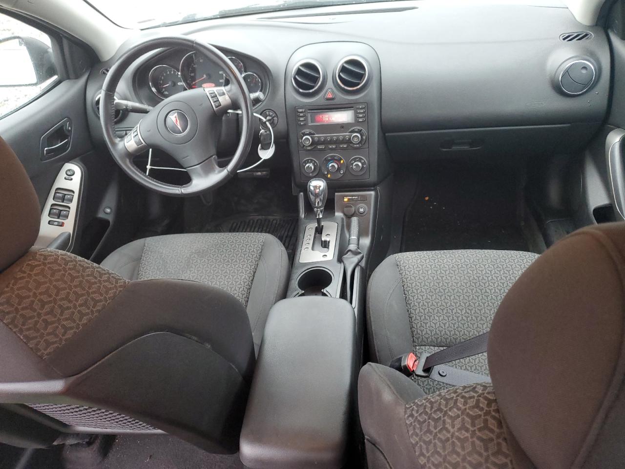 2009 Pontiac G6 - Image 8