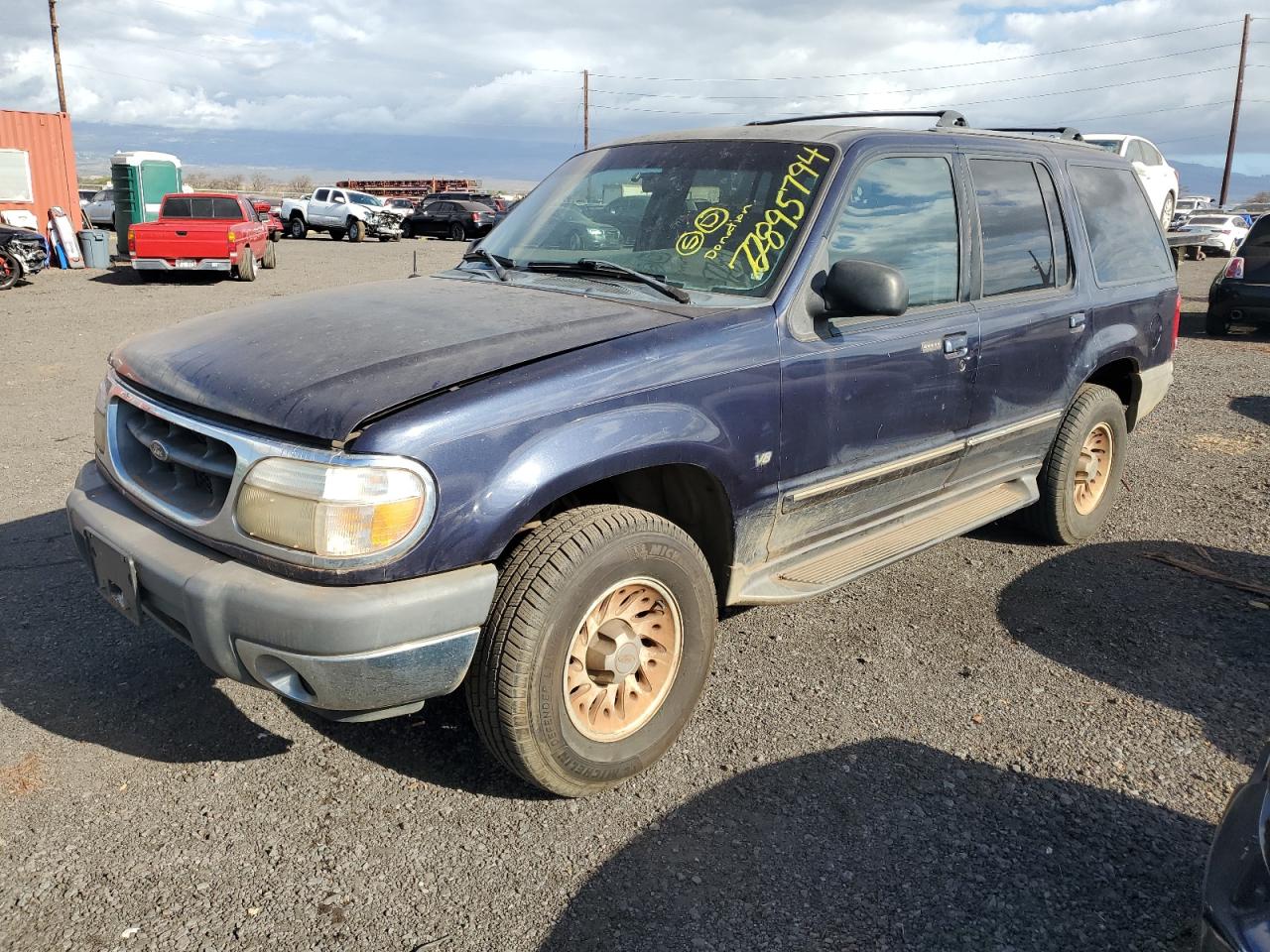 2000 Ford Explorer Xlt VIN: 1FMZU83P4YZA07717 Lot: 72895794