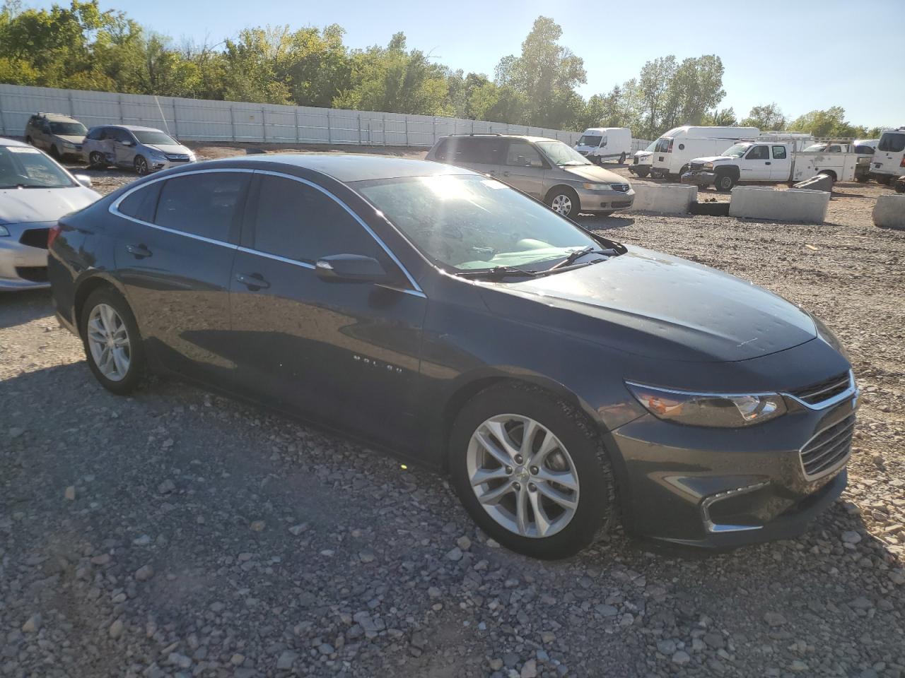 2018 Chevrolet Malibu - Image 4