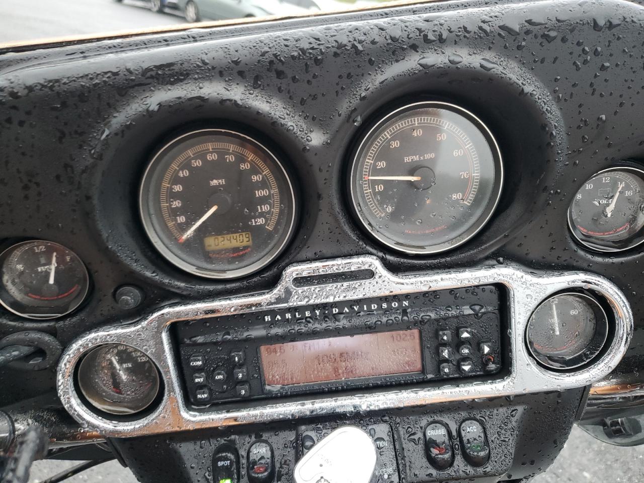 2008 Harley-Davidson Flhtcui 105Th Anniversary Edition VIN: 1HD1FC4478Y647136 Lot: 72916874