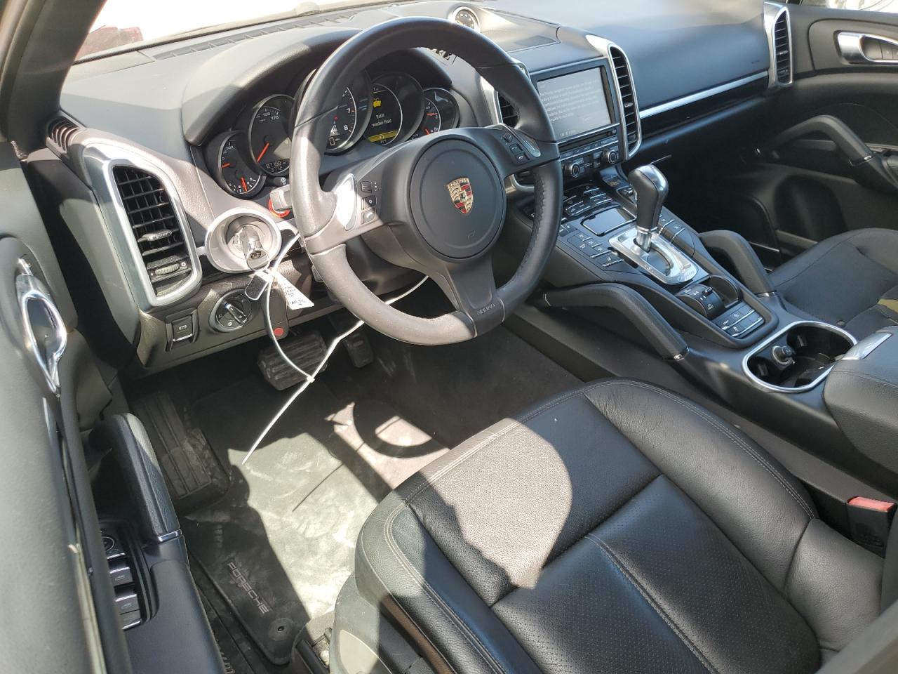 WP1AA2A25ELA09925 2014 Porsche Cayenne